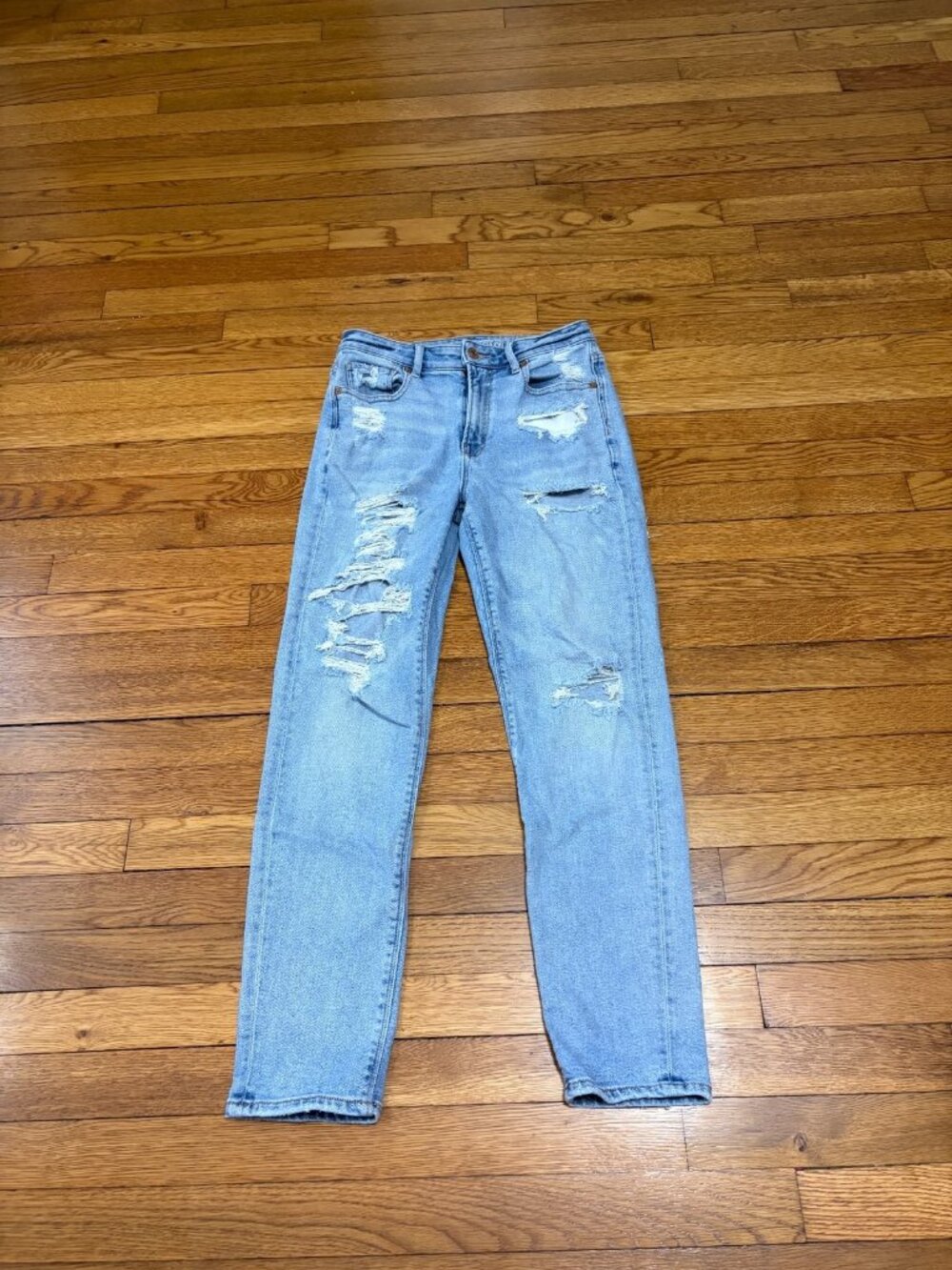 American Eagle Womens Mom Jeans Size 2 Blue Ripped Distressed Cotton Denim